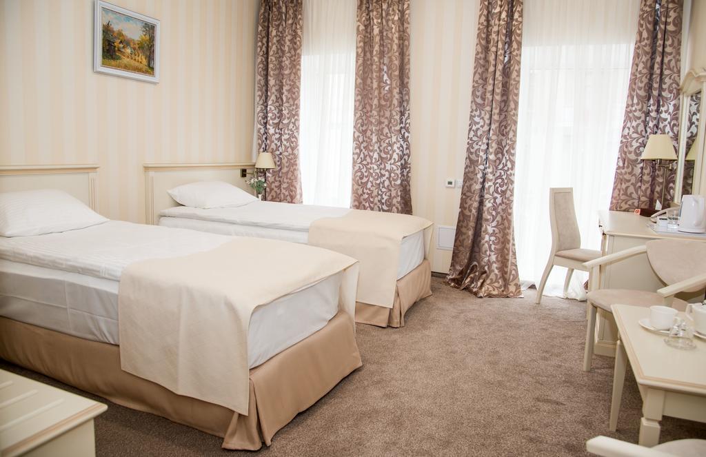 Pletnevskiy Inn Harkiv Exterior foto